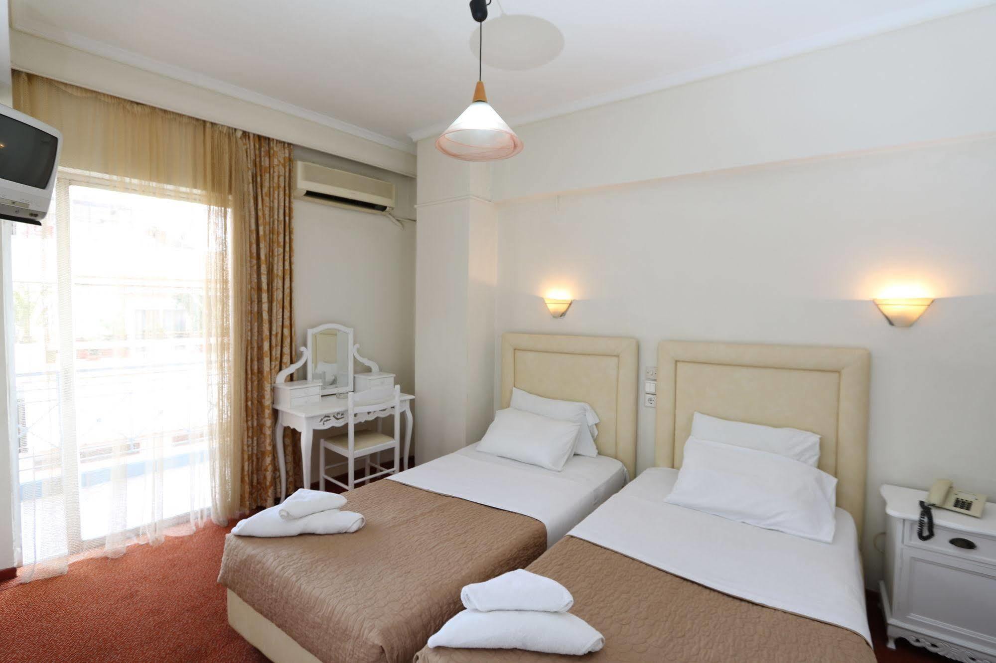 Athens Delta Hotel מראה חיצוני תמונה